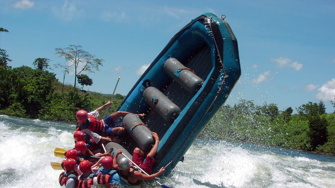9 DAYS UGANDA BUDGET SAFARI TOUR